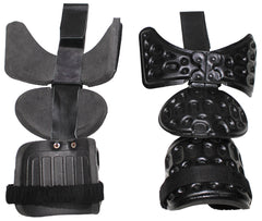 Brit.Schulter-Oberarmschützer, aus Hartschale, gebr.