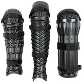 Brit. Knie-Schienbeinschützer, aus Hartschale, gebr.