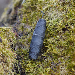 Zahnseide aus Holzkohle mit Bambusbox Zahnseide bambobio