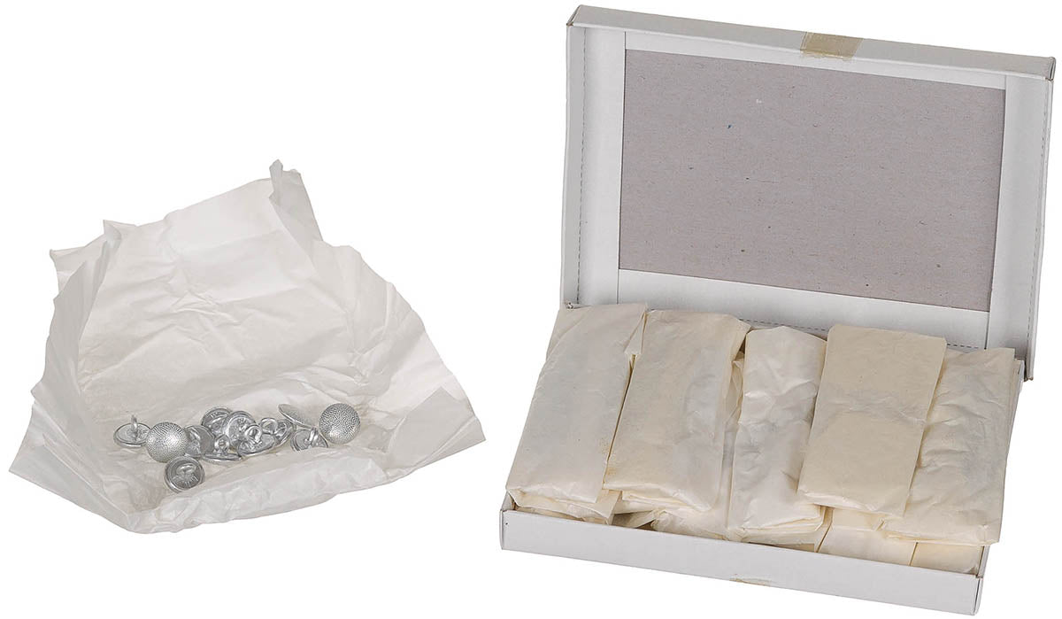 Österr. Uniformknöpfe, gekörnt, 13 mm, 144 St., neuw.