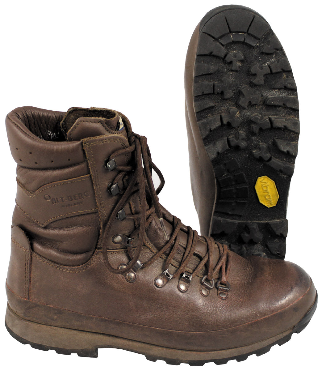 Brit. Kampfstiefel, "ALT-BERG", gebr., II Wahl