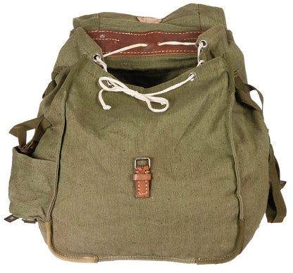 Rumän. Rucksack, neuw., mit Lagerspuren