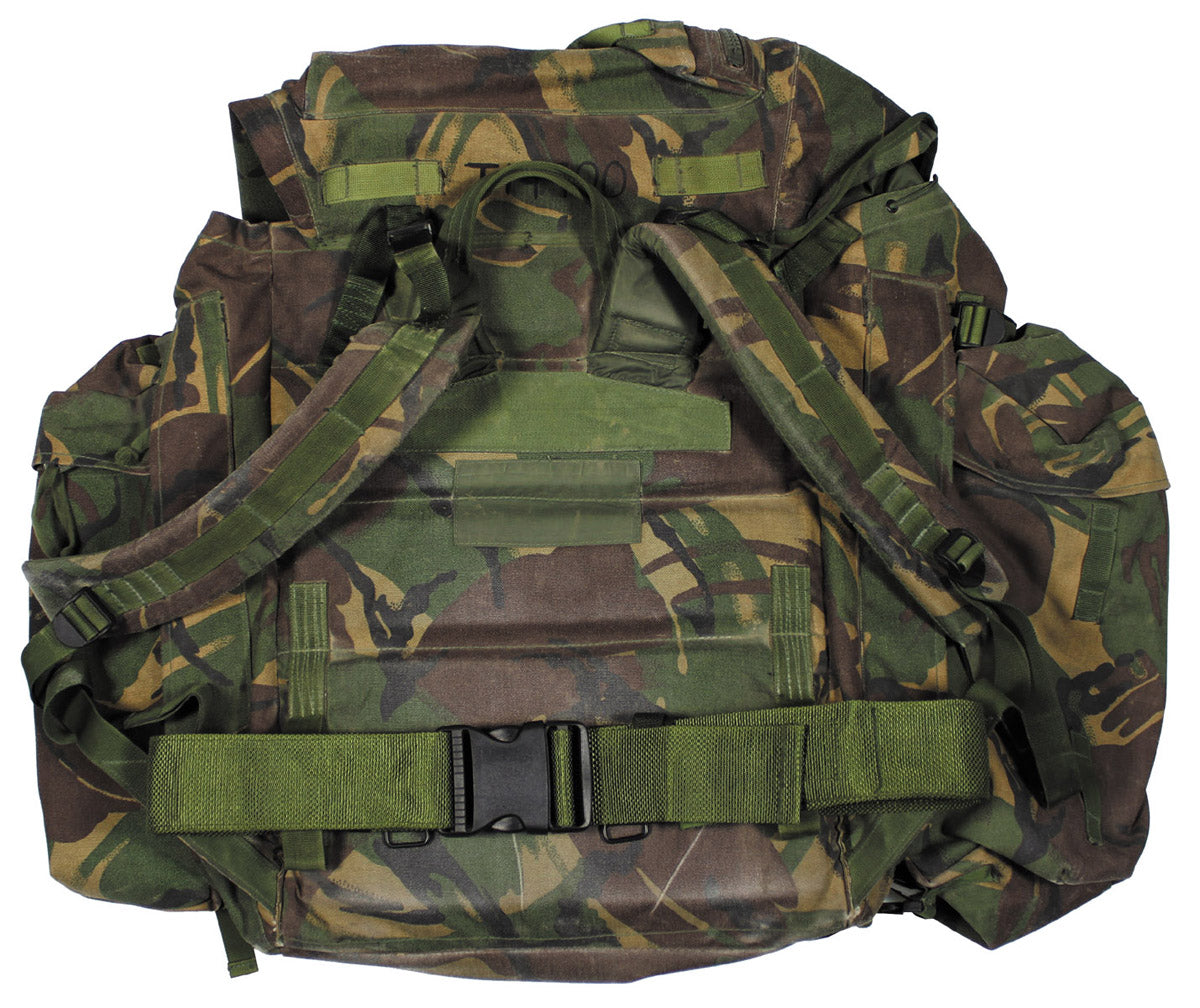 Brit. Rucksack, "PLCE SHORT", Seitentaschen, gebr.