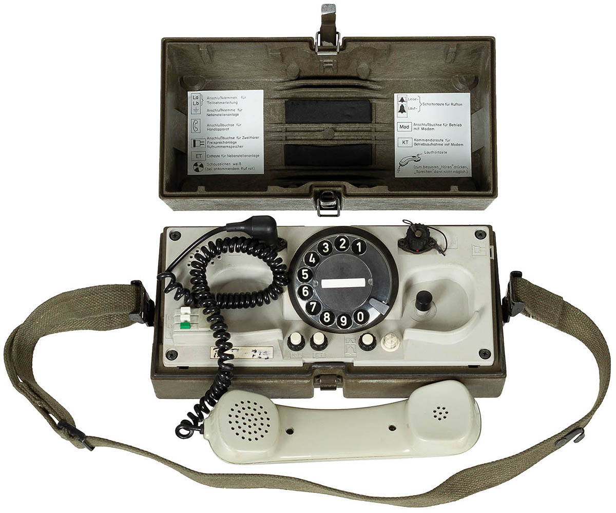 BW Feldtelefon, "Krone WF", im Koffer, gebr.