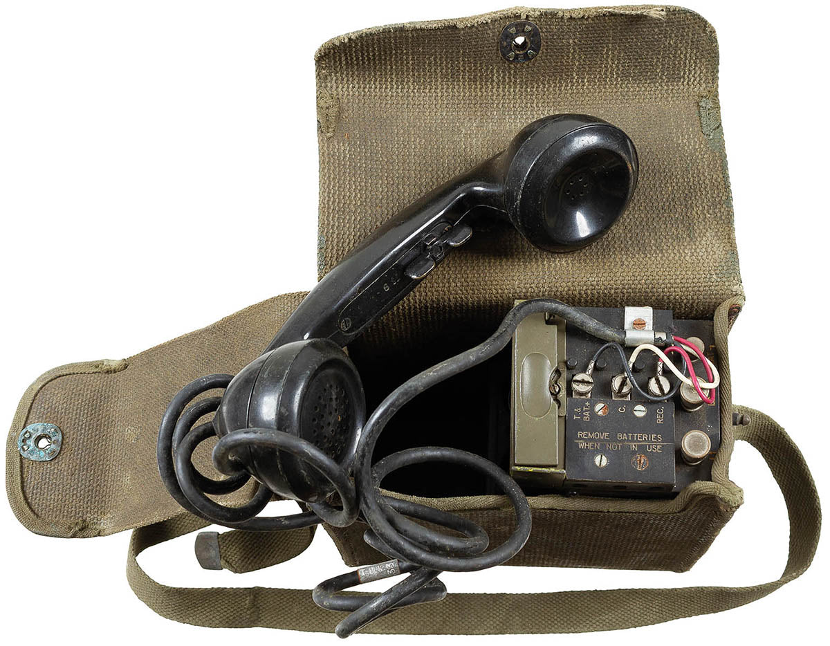 US Feldtelefon, EE-8, mit Canvastasche, gebr.